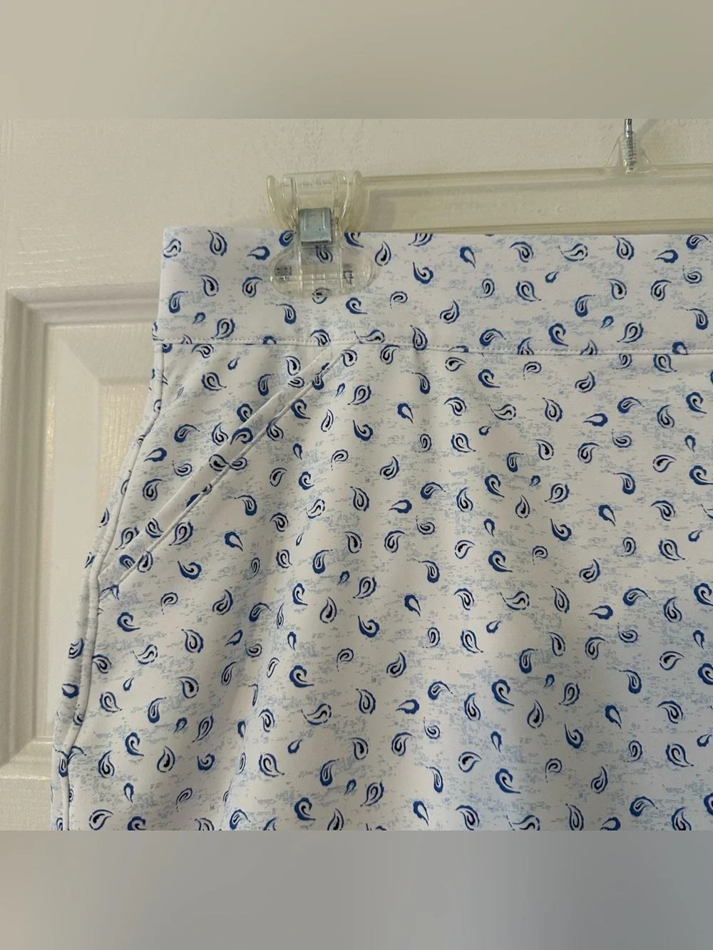NWOT WOMEN'S PETER MILLAR GOLF SKORT SKIRT 50 UPF Performance Wear Paisley Sz L.
